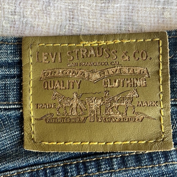 LEVIS DIVA jeans - with embroidery - Picture 7 of 8